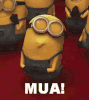MuaKissGIF.gif